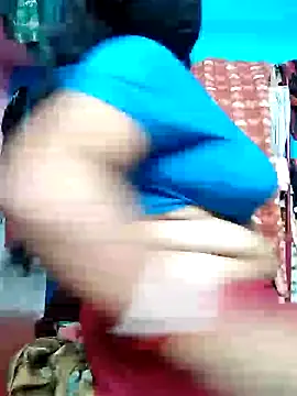 Snapshot of BERRY_00 chatting on 03-21-25, 01:56 BERRY 00 online show from 03-21-25, 01:56