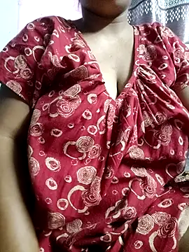 Snapshot of BERRY_00 chatting on 06-11-26, 12:43 BERRY 00 online show from 06-11-26, 12:43