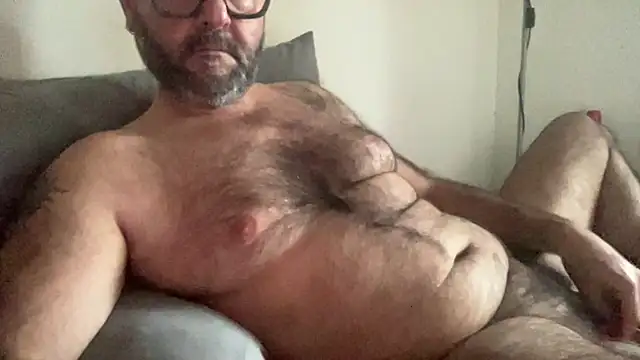 Snapshot of MM7026 chatting on 12-08-24, 11:24 MM7026 online show from 12-08-24, 11:24