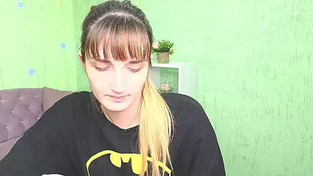 Nika Kitten online show from 11-27-25, 10:27