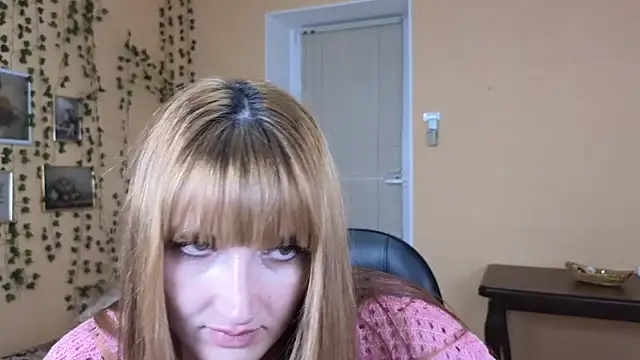 Nika Kitten online show from 02-26-25, 11:41