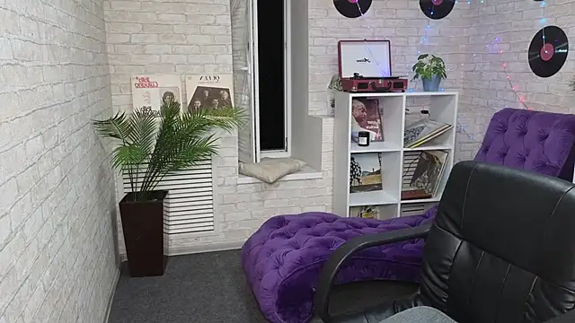 Nika Kitten online show from 02-19-25, 08:52
