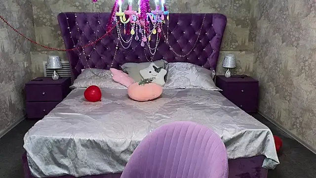 Nika Kitten online show from 02-17-25, 08:49