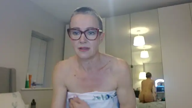 ELEGANT-ARIA36 online show from 03-06-25, 06:05