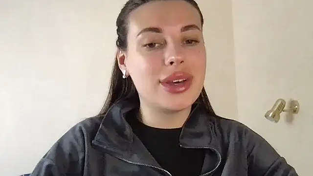 MoonriseGoddess online show from 04-25-26, 09:23