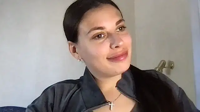 Snapshot of MoonriseGoddess chatting on 05-08-26, 09:35 MoonriseGoddess online show from 05-08-26, 09:35
