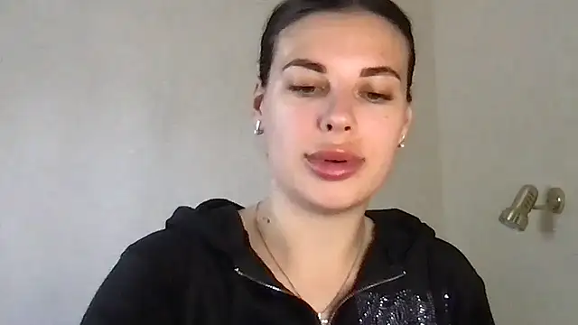 MoonriseGoddess online show from 04-19-26, 09:54