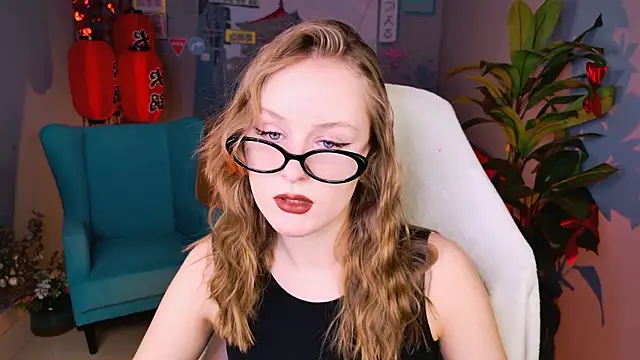 VivienLeeigh online show from 03-19-26, 05:29