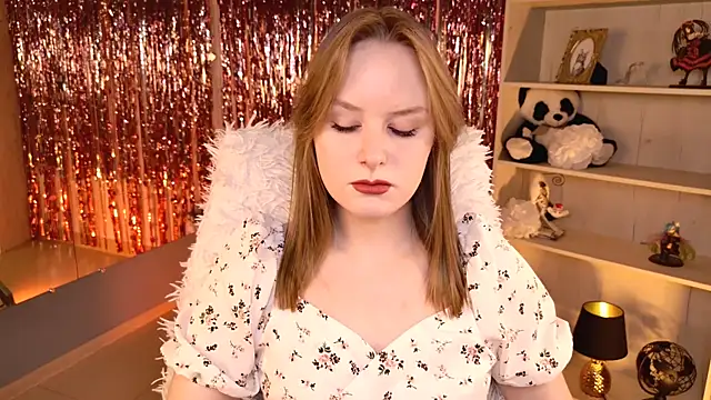 VivienLeeigh online show from 05-22-26, 05:16