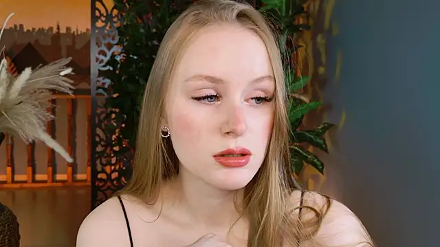 VivienLeeigh online show from 11-26-25, 01:11