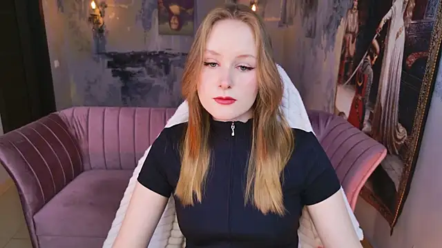 VivienLeeigh online show from 04-17-26, 05:32