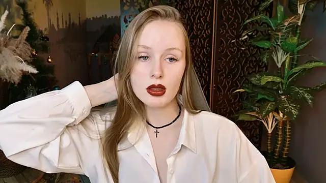 VivienLeeigh online show from 01-15-26, 01:25