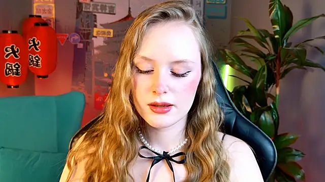 VivienLeeigh online show from 11-22-25, 09:08