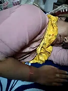 Snapshot of zeevaansari chatting on 02-12-25, 05:48 zeevaansari online show from 02-12-25, 05:48