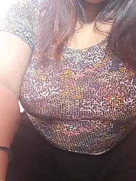 Snapshot of zeevaansari chatting on 10-07-25, 02:45 zeevaansari online show from 10-07-25, 02:45