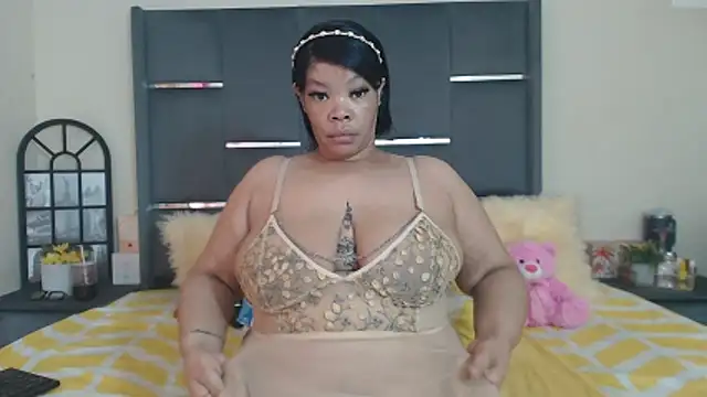 Snapshot of LaCaramellaChocolatia chatting on 03-01-26, 05:51 LaCaramellaChocolatia online show from 03-01-26, 05:51