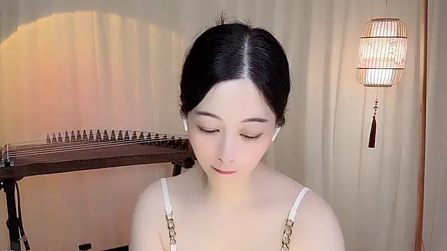 Tian-xin-999 online show from 07-24-26, 08:32