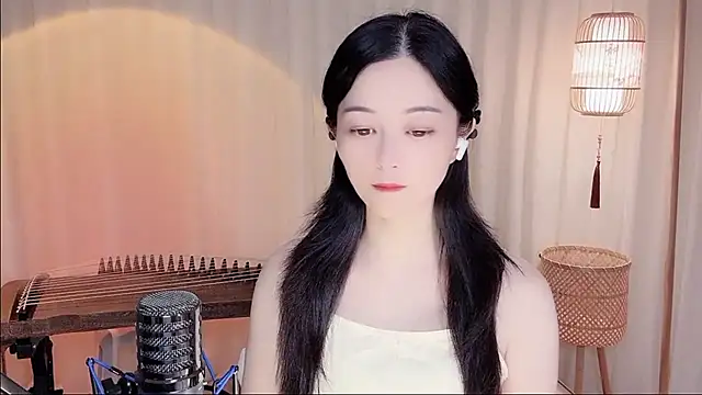 Tian-xin-999 online show from 06-16-26, 04:18