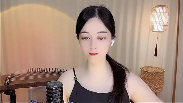Tian-xin-999 online show from 06-17-26, 04:17