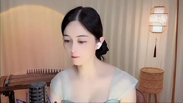 Tian-xin-999 online show from 06-20-26, 04:34