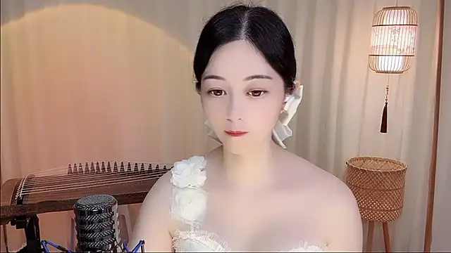 Tian-xin-999 online show from 06-18-26, 04:12