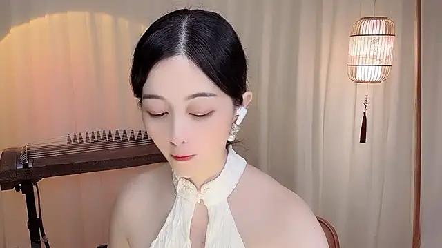 Tian-xin-999 online show from 07-11-26, 01:11