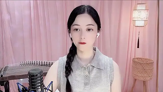 Snapshot of Tian-xin-999 chatting on 05-12-26, 04:13 Tian-xin-999 online show from 05-12-26, 04:13