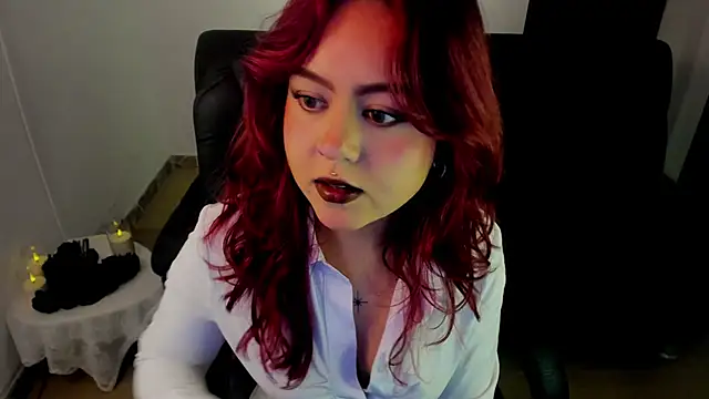 crimson tati  online show from 10-23-25, 04:11