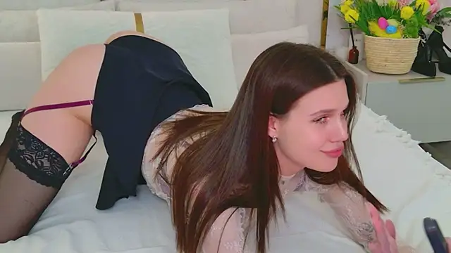 RihannaRose online show from 04-12-26, 04:43