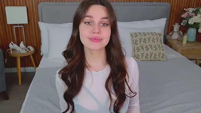 Snapshot of RihannaRose chatting on 11-12-25, 05:06 RihannaRose online show from 11-12-25, 05:06