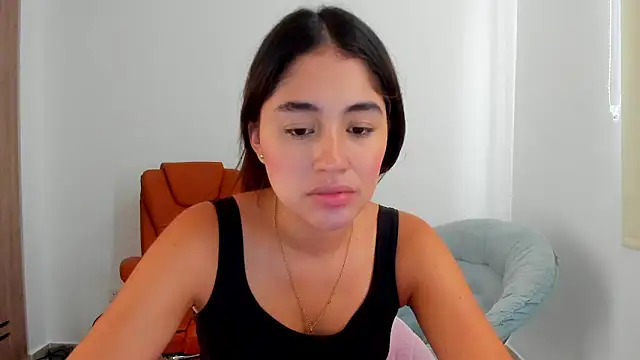 Snapshot of AriaMontgomery chatting on 03-20-25, 02:53 AriaMontgomery online show from 03-20-25, 02:53