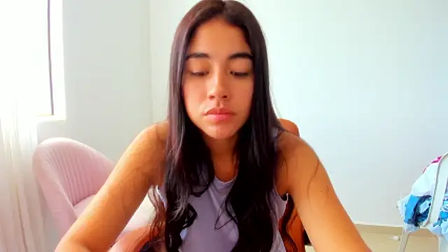 AriaMontgomery online show from 04-19-26, 05:14