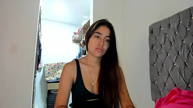 Snapshot of AriaMontgomery chatting on 01-07-25, 08:42 AriaMontgomery online show from 01-07-25, 08:42