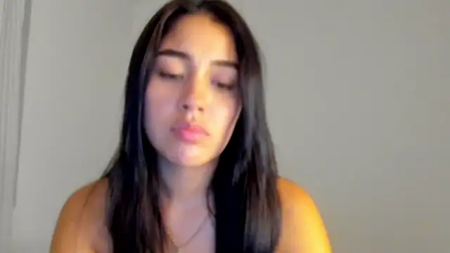 Snapshot of AriaMontgomery chatting on 06-20-26, 07:46 AriaMontgomery online show from 06-20-26, 07:46