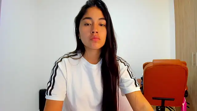 AriaMontgomery online show from 04-15-26, 04:18