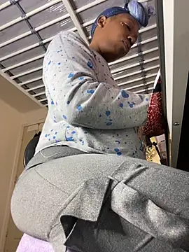 MsSapPhire500 online show from 10-12-25, 03:57