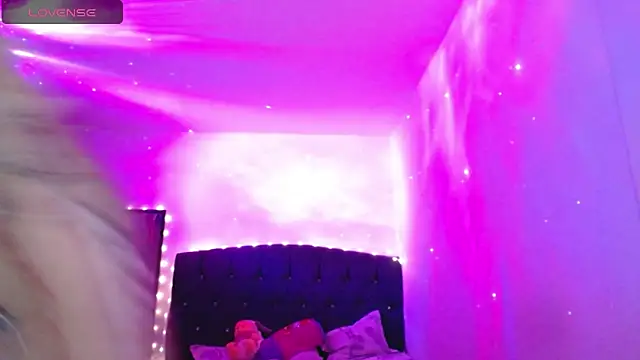 holy juli online show from 10-06-25, 03:19