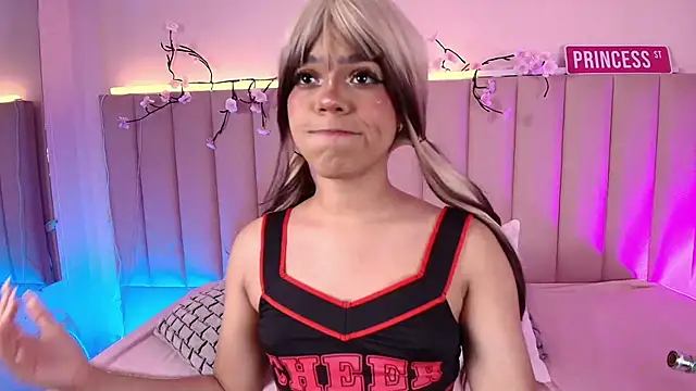 KellyOlsenbe online show from 10-27-25, 08:43