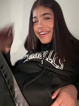 KellyOlsenbe online show from 03-10-26, 08:46