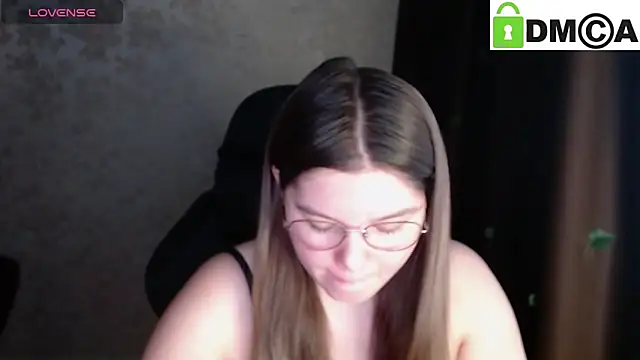 Snapshot of holy_michela chatting on 10-03-25, 03:30 holy michela online show from 10-03-25, 03:30