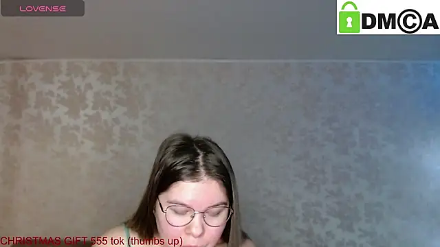 Snapshot of holy_michela chatting on 12-21-24, 02:52 holy michela online show from 12-21-24, 02:52