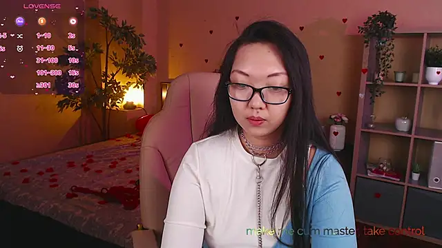 Snapshot of Marine_Vact chatting on 02-12-25, 05:26 Marine Vact online show from 02-12-25, 05:26