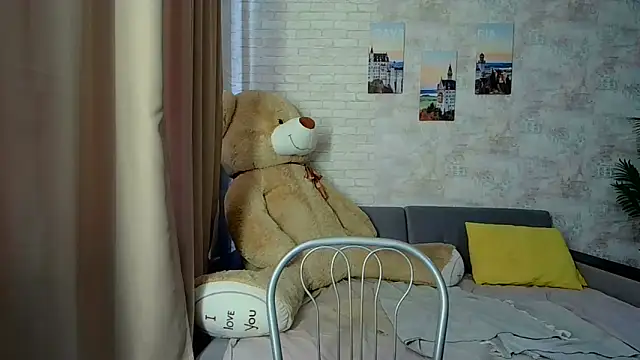 Anika bloom online show from 02-14-26, 12:27