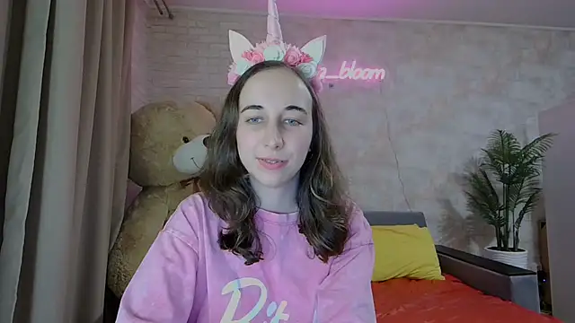 Anika bloom online show from 03-16-25, 12:01
