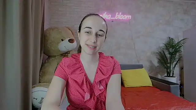 Anika bloom online show from 03-23-25, 12:58