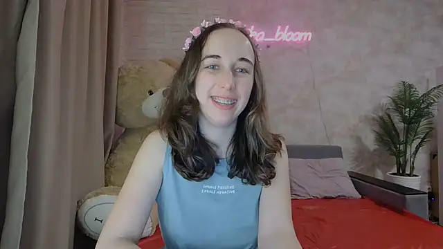 Anika bloom online show from 03-13-25, 02:27