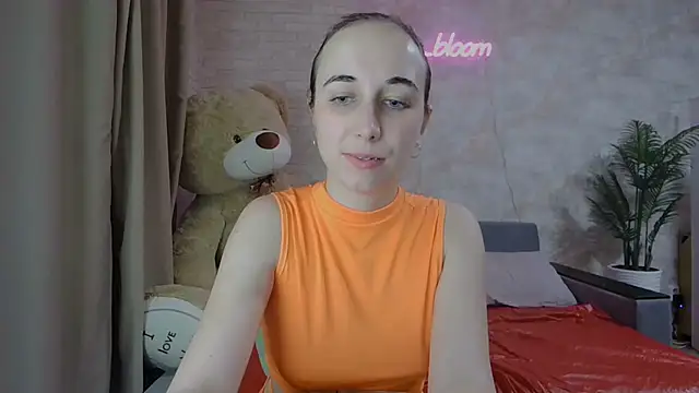 Anika bloom online show from 03-11-25, 03:47