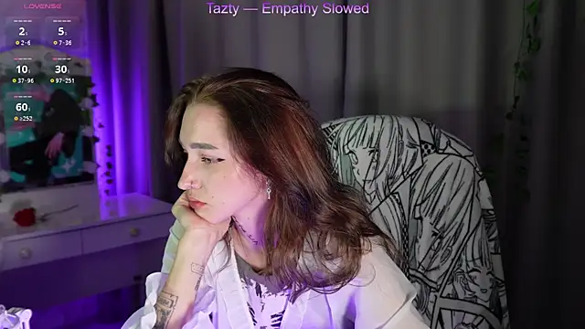 Snapshot of sayonara_6 chatting on 10-17-25, 01:13 sayonara 6 online show from 10-17-25, 01:13