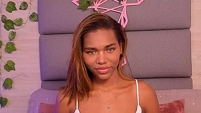 Lily Miiller online show from 11-10-25, 08:58