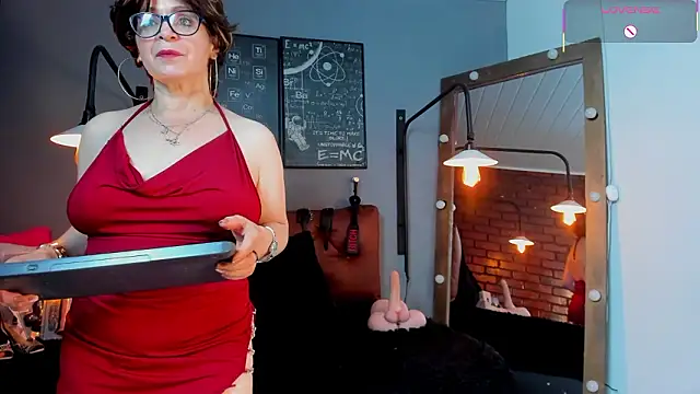 Samantha mature56 online show from 03-12-26, 02:28